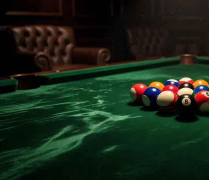 Atmoszférikus 8 Ball Pool biliárdasztal, dákóval és golyókkal